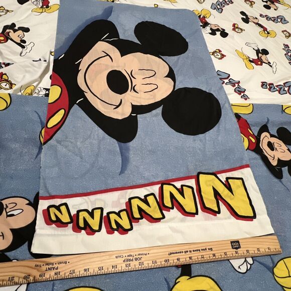 Disney Vintage Mickey Mouse Fitted & Flat Sheet And Pillow Case Alarm Clock Yawn - Picture 3 of 13